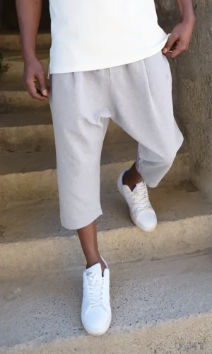 Pantacourt Classik Leger Gris Qaba'il